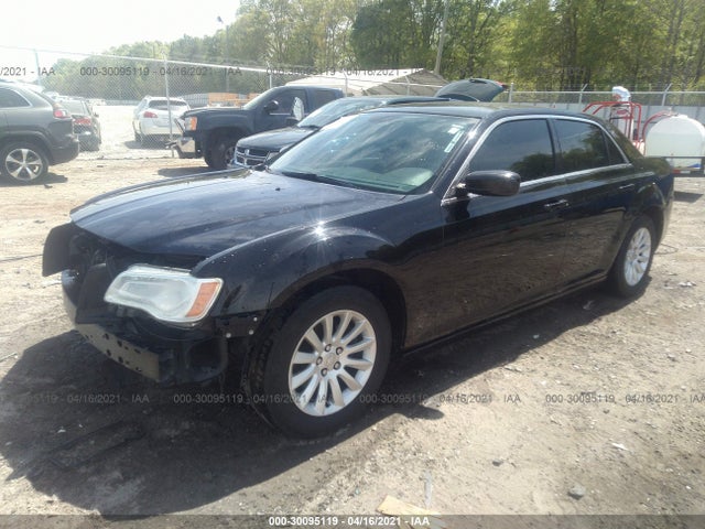 Chrysler 300 2014 2C3CCAAG6EH288832 Image 2