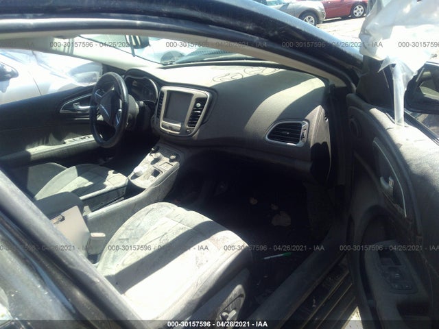 Chrysler 200 Limited Platinum 2017 1C3CCCAB4HN511042 Image 5