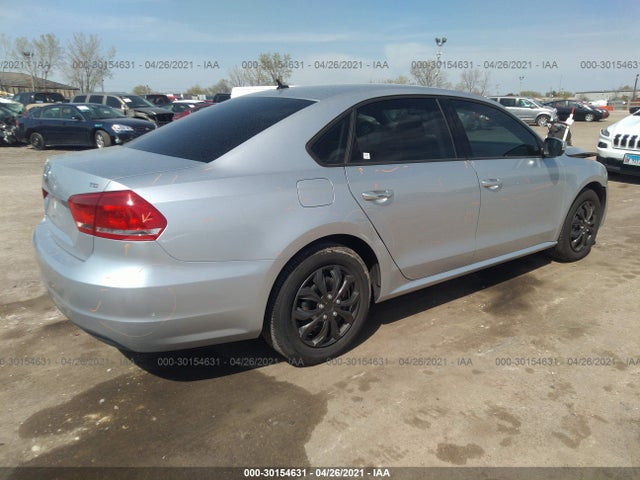 Volkswagen 2015 2015 1VWAS7A32FC012736 Image 4