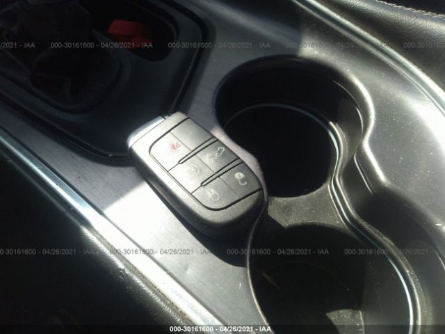 2C3CDZAG4JH216887 Dodge Challenger Sxt