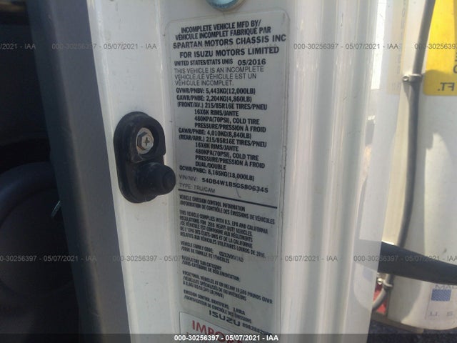 30256397 :رقم المزاد ، 54DB4W1B5GS806345 vin ، 2016 Isuzu Npr Gas Reg Ibt Pwl مزاد بيع