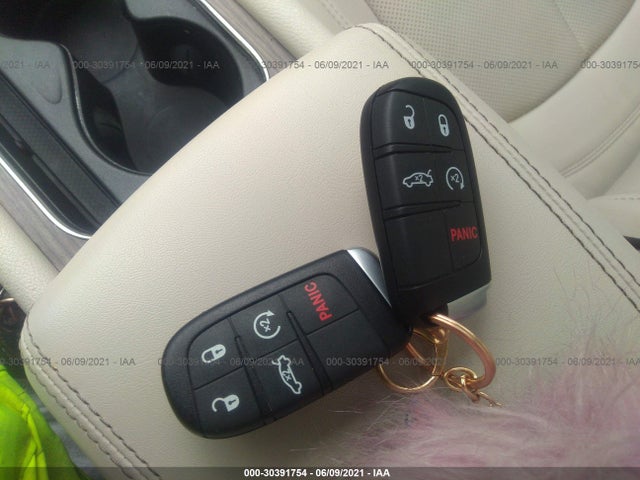 Chrysler 200 C 2015 1C3CCCCG6FN678234 Image 11