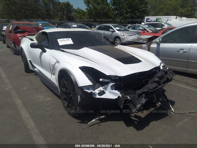 2018 Chevrolet Corvette, VIN: 1G1YY2D79J5106233