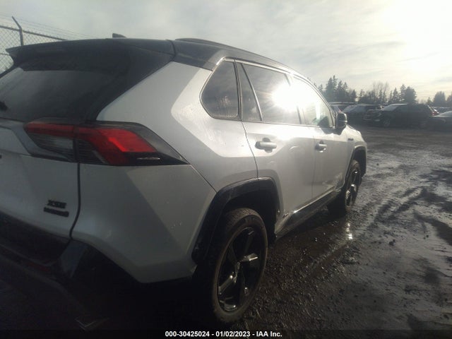 2021 TOYOTA RAV4 HYBRID XSE VIN: 2T3E6RFV4MW017526