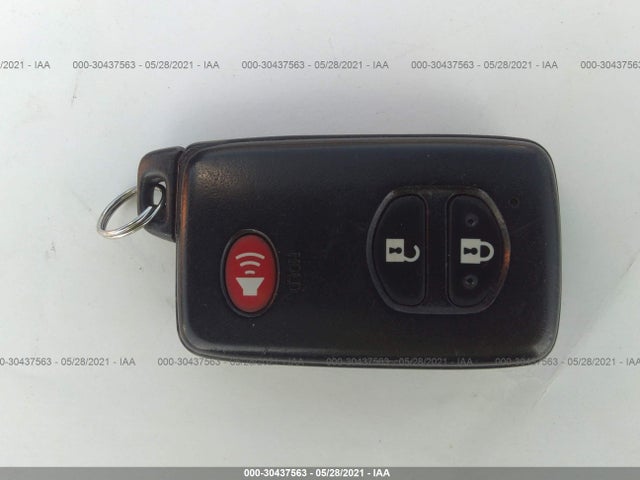 2016 Toyota Prius, VIN: JTDZN3EU0GJ053307
