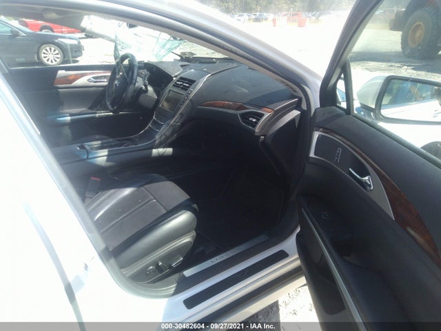 2016 Lincoln MKZ, VIN: 3LN6L2LU2GR602934