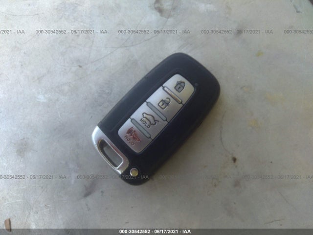 2014 HYUNDAI SONATA SE VIN: 5NPEC4AC8EH916979