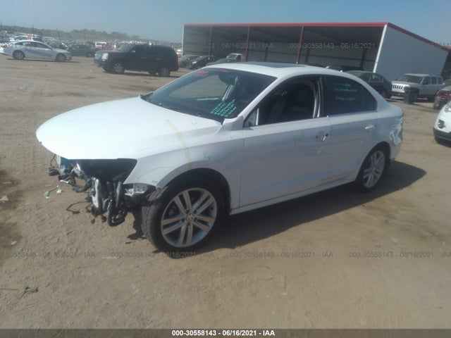 3VWL17AJ3HM380872 Volkswagen Jetta 1.8t Sel