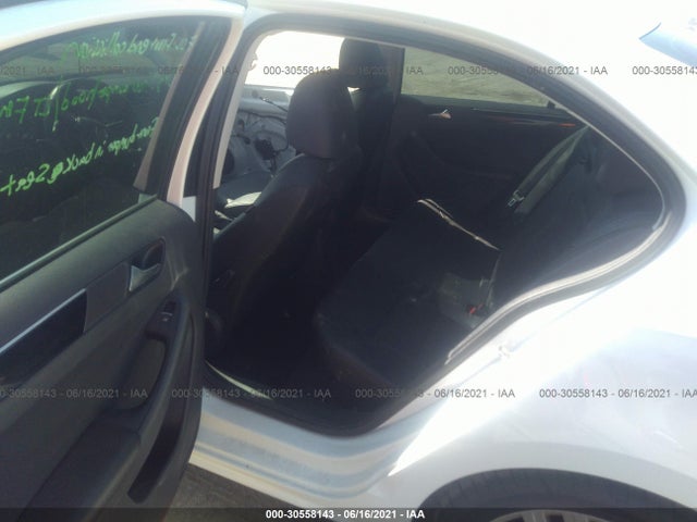 3VWL17AJ3HM380872 Volkswagen Jetta 1.8t Sel