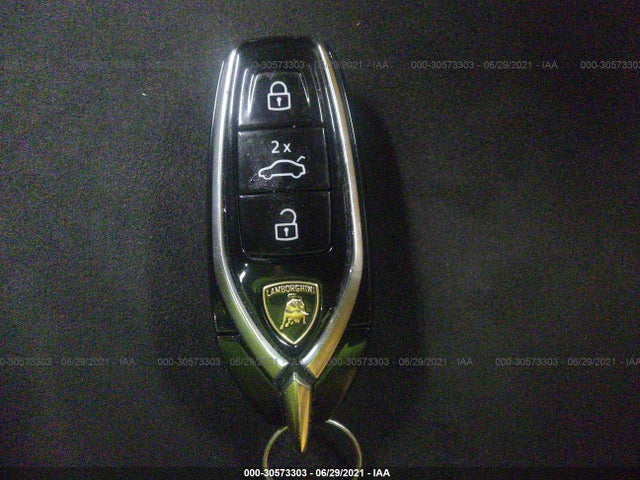 2021 Lamborghini URUS, VIN: ZPBUA1ZL6MLA12541
