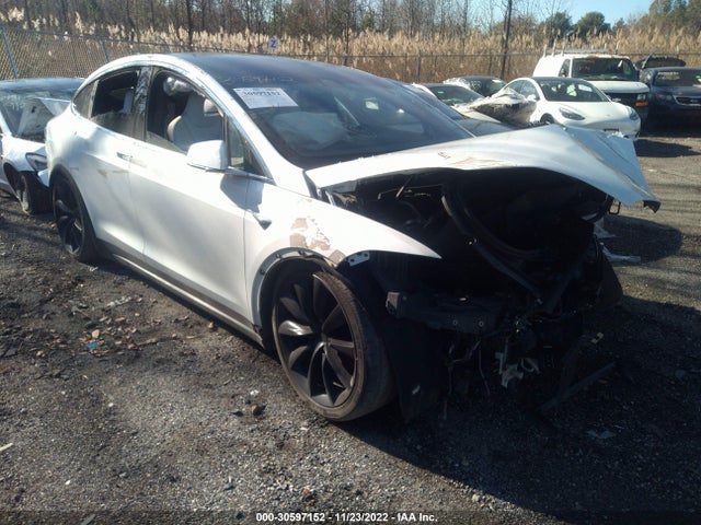 2019 Tesla Model X, VIN: 5YJXCBE28KF151491
