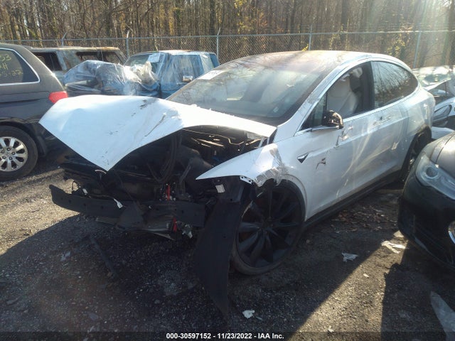 2019 Tesla Model X, VIN: 5YJXCBE28KF151491