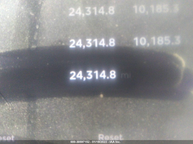 2019 Tesla Model X, VIN: 5YJXCBE28KF151491