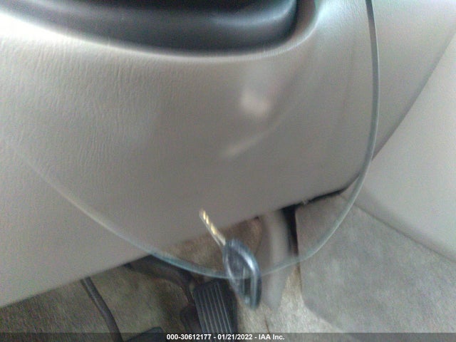 Cadillac Escalade 2002 1GYEK63N42R153144 Image 3