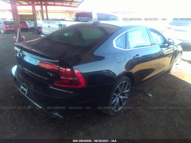 2018 Volvo S90, VIN: LVY992MK9JP032211