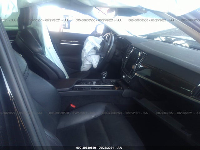 2018 Volvo S90, VIN: LVY992MK9JP032211