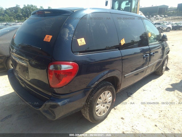 Chrysler Town & Country 2005 1C4GP45RX5B199059 Image 4