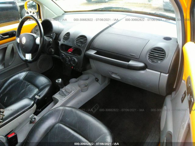2000 volkswagen beetle interior