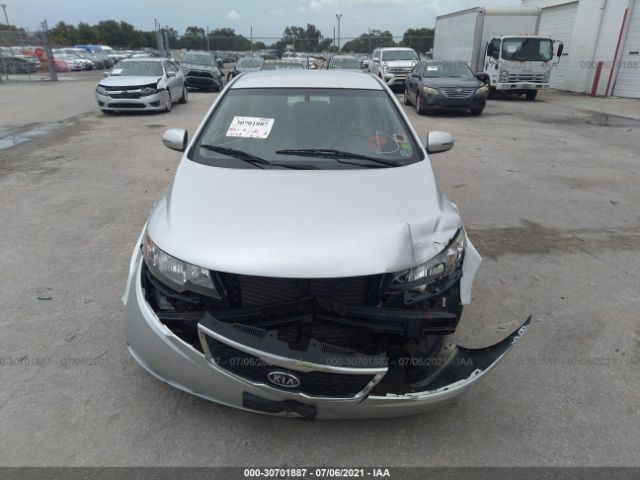 KNAFU4A22B5424935 KIA FORTE EX