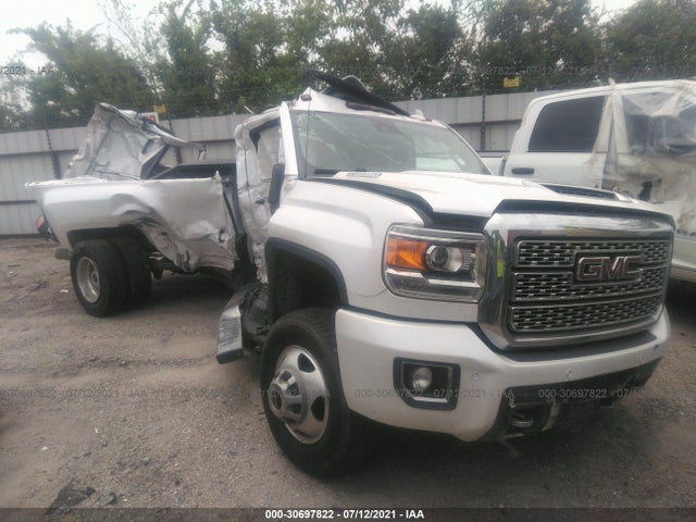 2018 GMC Sierra 3500HD, VIN: 1GT42YEY6JF251905