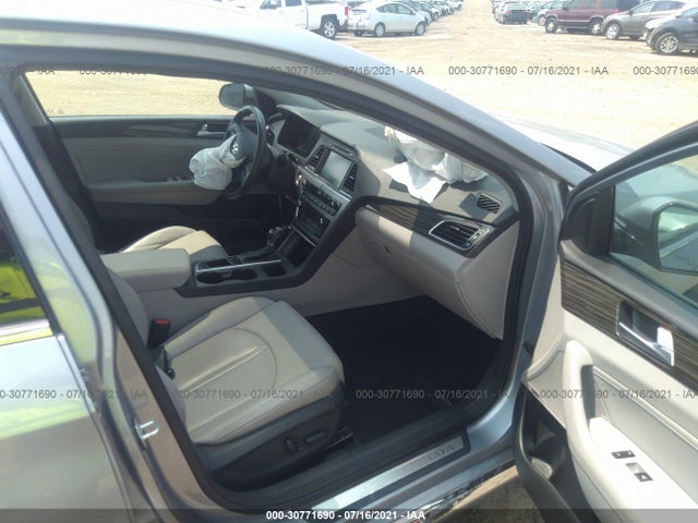 2015 HYUNDAI SONATA VIN: 5NPE34AF9FH249819