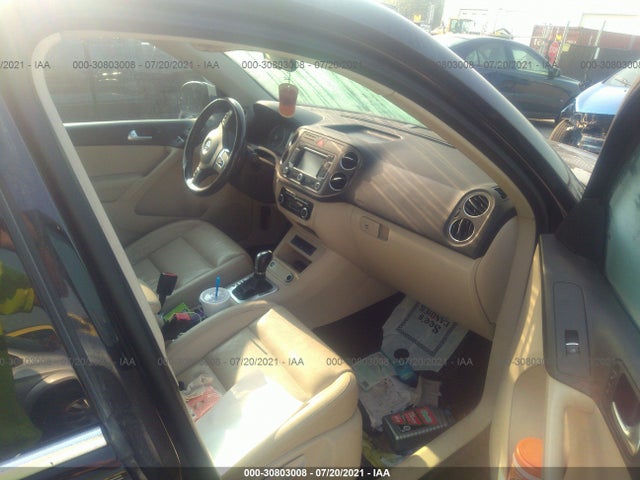 WVGAV7AXXBW534239 Volkswagen Tiguan Sel