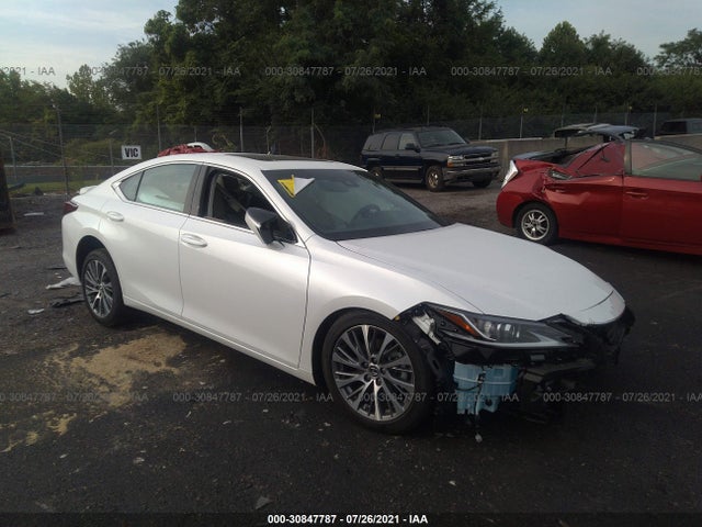 2021 Lexus ES, VIN: 58AD11D12MU005582