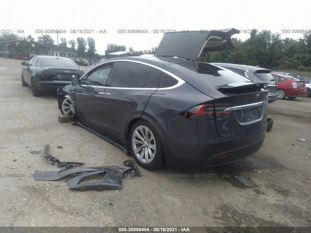 2019 Tesla Model X, VIN: 5YJXCAE29KF160453