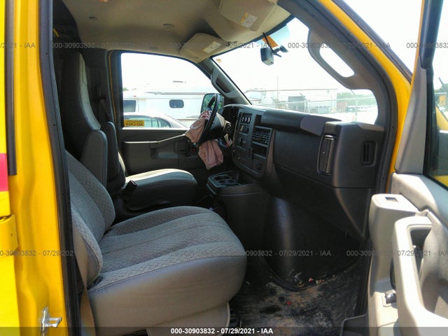Chevrolet EXPRESS CARGO VAN 2019 1GCWGAFP7K1235153 Image 5