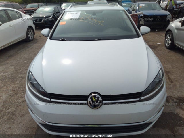 2018 Volkswagen Golf, VIN: 3VWL17AU7JM761771