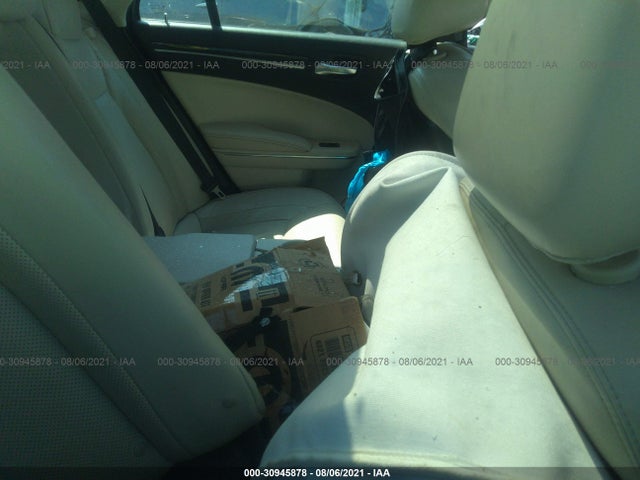 2C3CCAEG0GH277953 Chrysler 300 300c