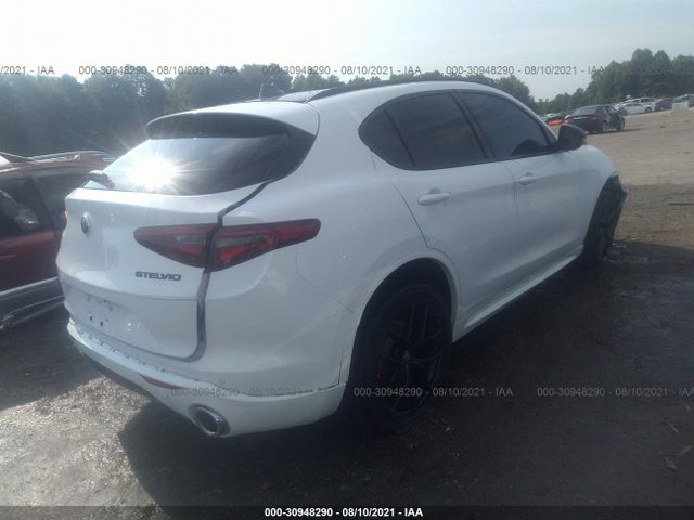2021 Alfa Romeo Stelvio, VIN: ZASPAKBN9M7D13536