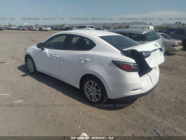 2016 Scion IA, VIN: 3MYDLBZV3GY129841