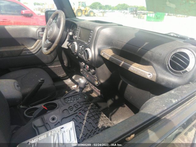 1C4BJWDG1FL518741 Jeep Wrangler Unlimited Sport