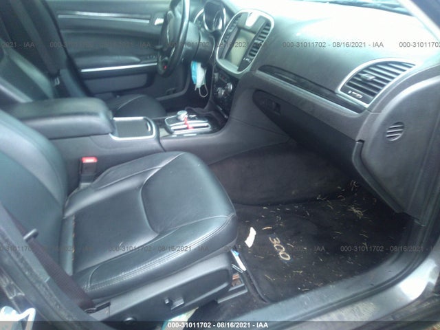 2016 Chrysler 300, VIN: 2C3CCAAG9GH189490