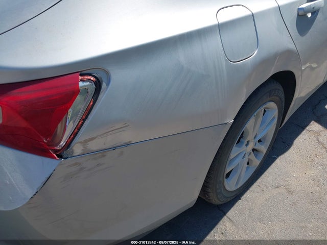 1G1ZE5ST6HF174928 Chevrolet MALIBU 1LT