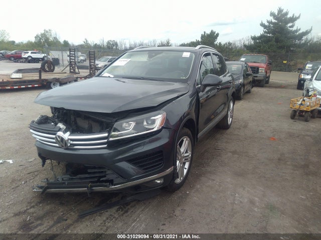 2016 Volkswagen Touareg, VIN: WVGEP9BPXGD003339