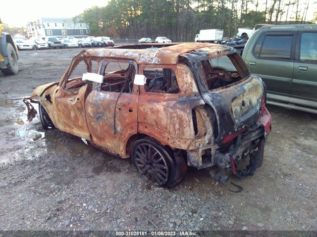 Mini Countryman 2019 WMZYV9C52K3F02657 Image 3