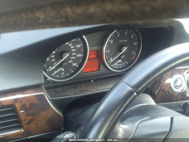 WBAVC57538NK77653 BMW 3 Series 328i