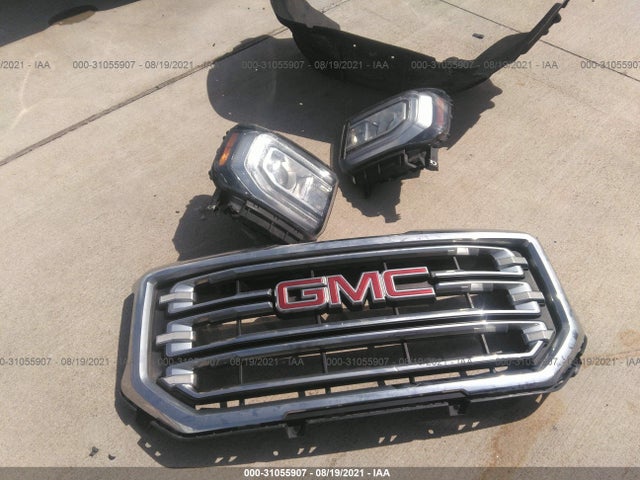 2018 GMC Sierra 1500, VIN: 3GTP1NEC1JG636385