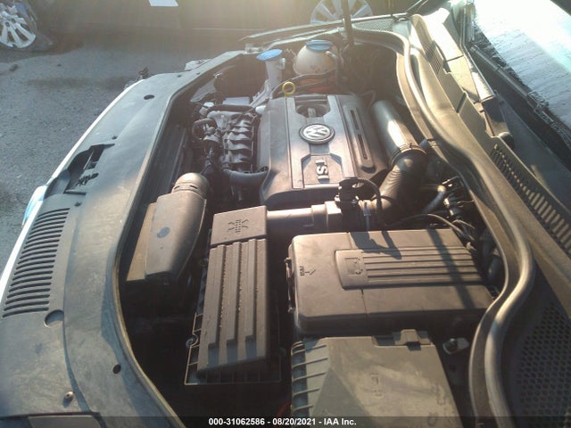 2015 Volkswagen CC, VIN: WVWBN7ANXFE821874