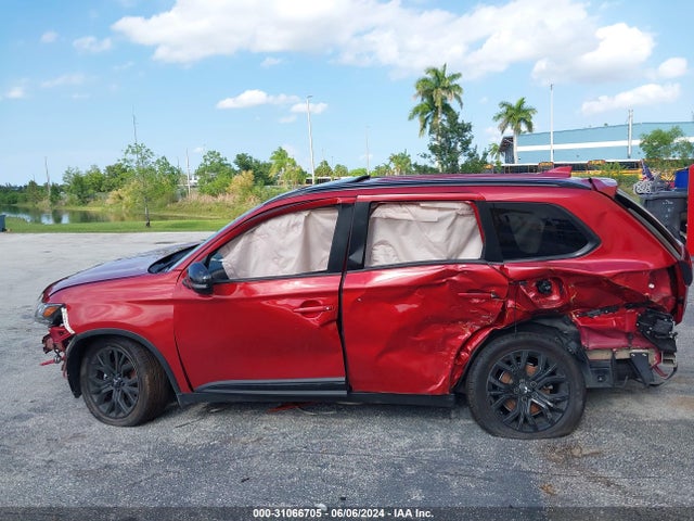 Mitsubishi Outlander Le 2018 JA4AD3A36JZ018500 Image 13