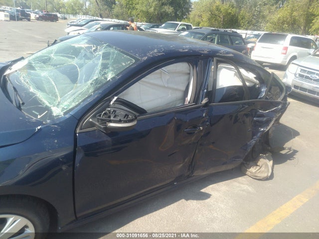 2014 VOLKSWAGEN JETTA SEDAN VIN: 3VWD17AJXEM395370