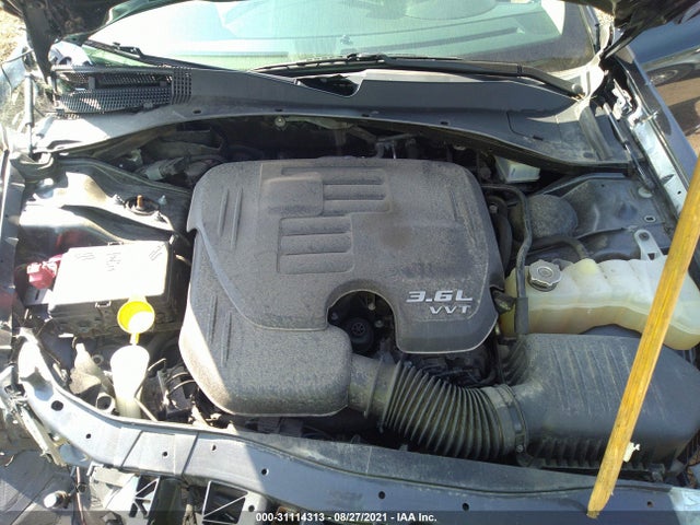 2C3CCARG4JH325018 Chrysler 300 Touring