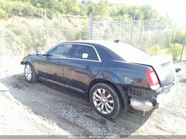 2C3CCARG4JH325018 Chrysler 300 Touring