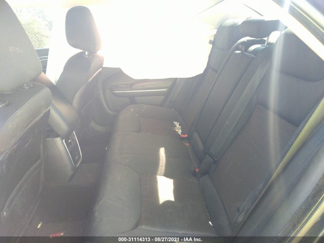 2C3CCARG4JH325018 Chrysler 300 Touring