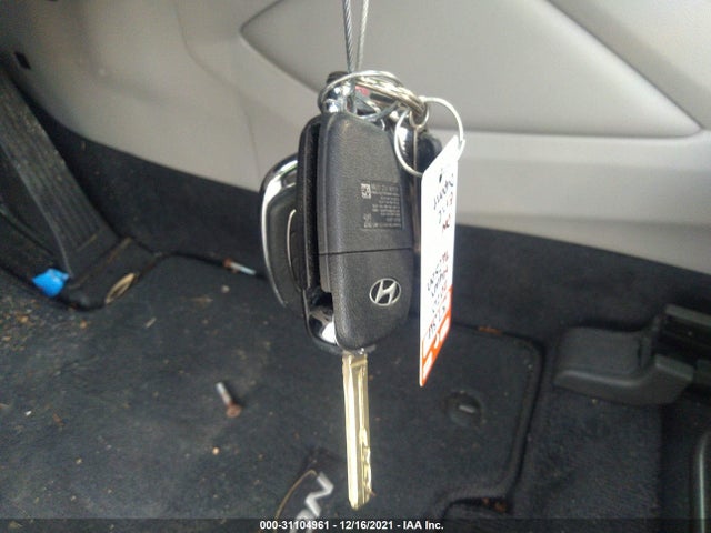 2020 HYUNDAI TUCSON SE VIN: KM8J23A4XLU083270