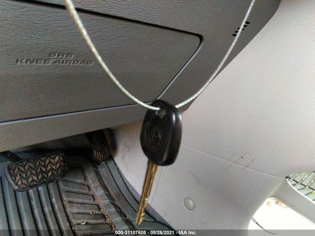 31107608 :رقم المزاد ، 5TDKK3DC3BS072593 vin ، 2011 Toyota Sienna Le مزاد بيع