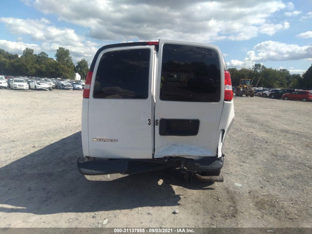 2018 Chevrolet Express, VIN: 1GAZGPFG2J1257553