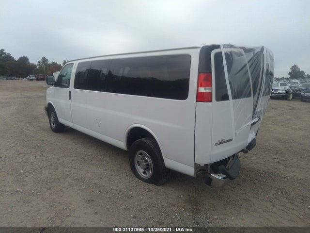 2018 Chevrolet Express, VIN: 1GAZGPFG2J1257553